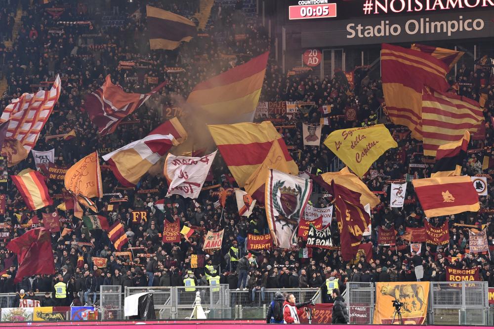 Crisi Roma Pallotta E Giocatori Nel Mirino Della Curva Sud La