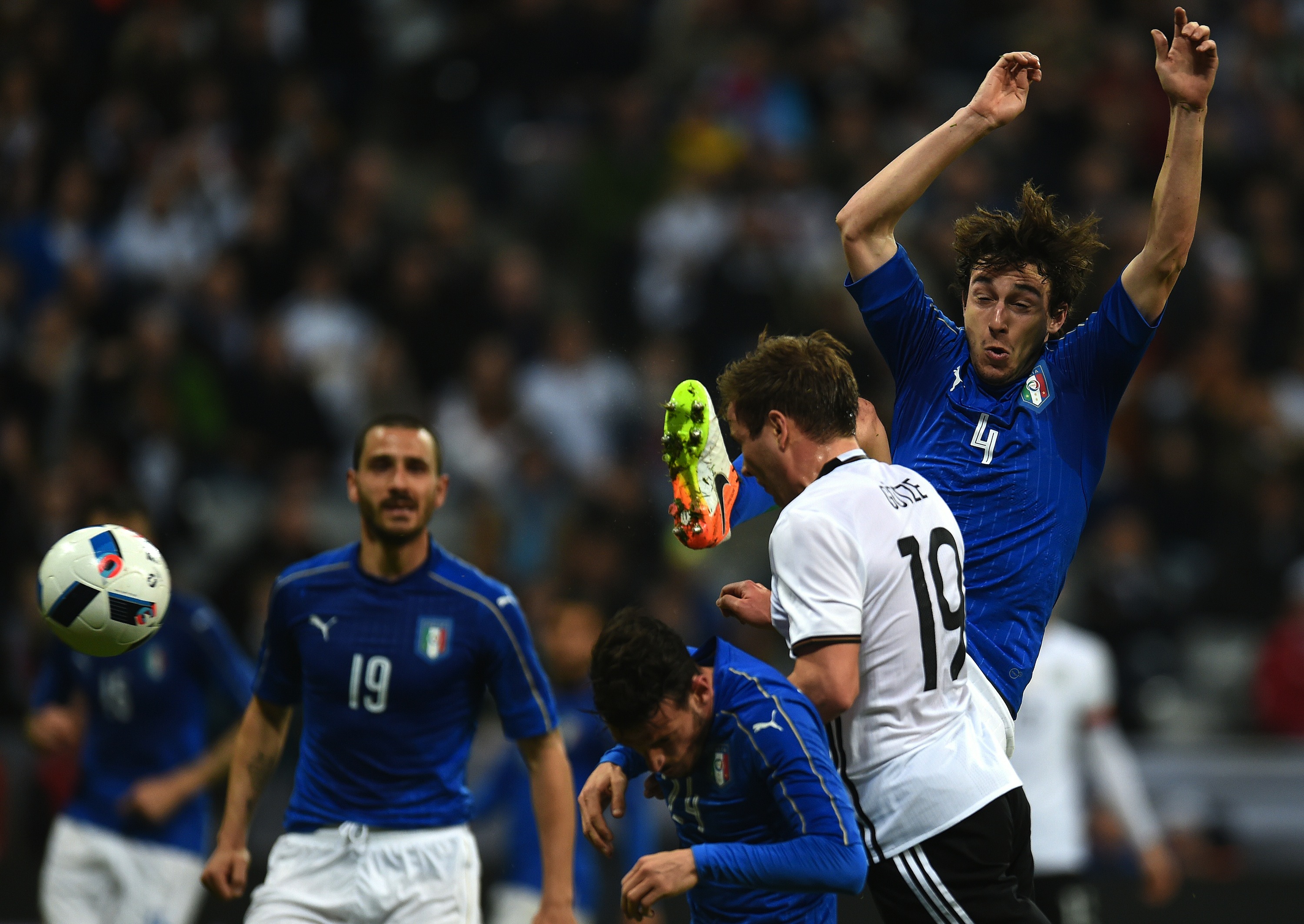 Vs italy. Германия Италия 2016. Италия против Германии. Germany vs Italy. Germany vs Italy 2006 World Cup penalty Series.