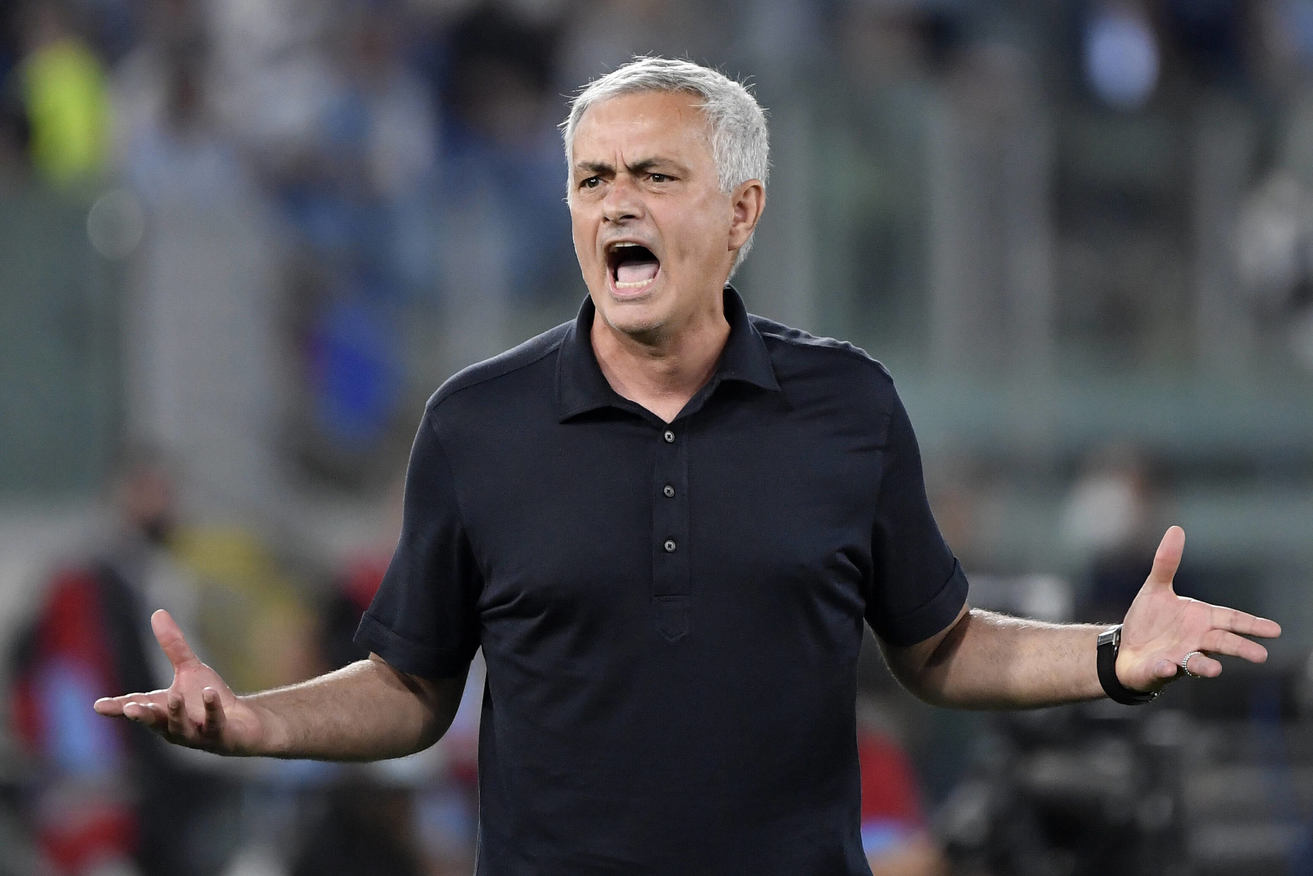 La Furia Di Mou Tra Di Voi Cè Gente Che Non Giocherebbe Neanche Qui