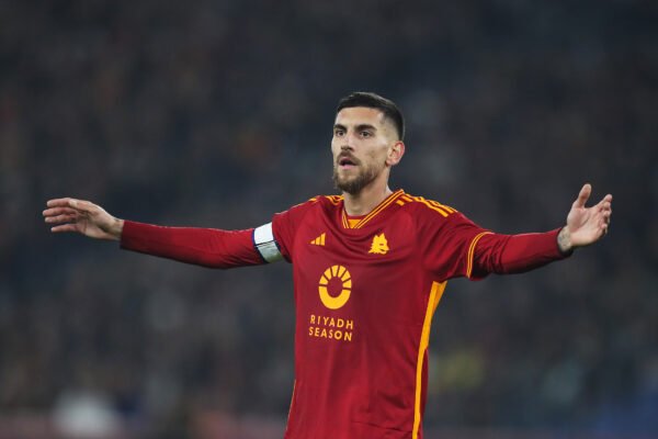 Roma-Feyenoord, Pellegrini: “Abbiamo meritato, lottiamo per i tifosi. De Rossi? Sarà l’allenatore per molto tempo”