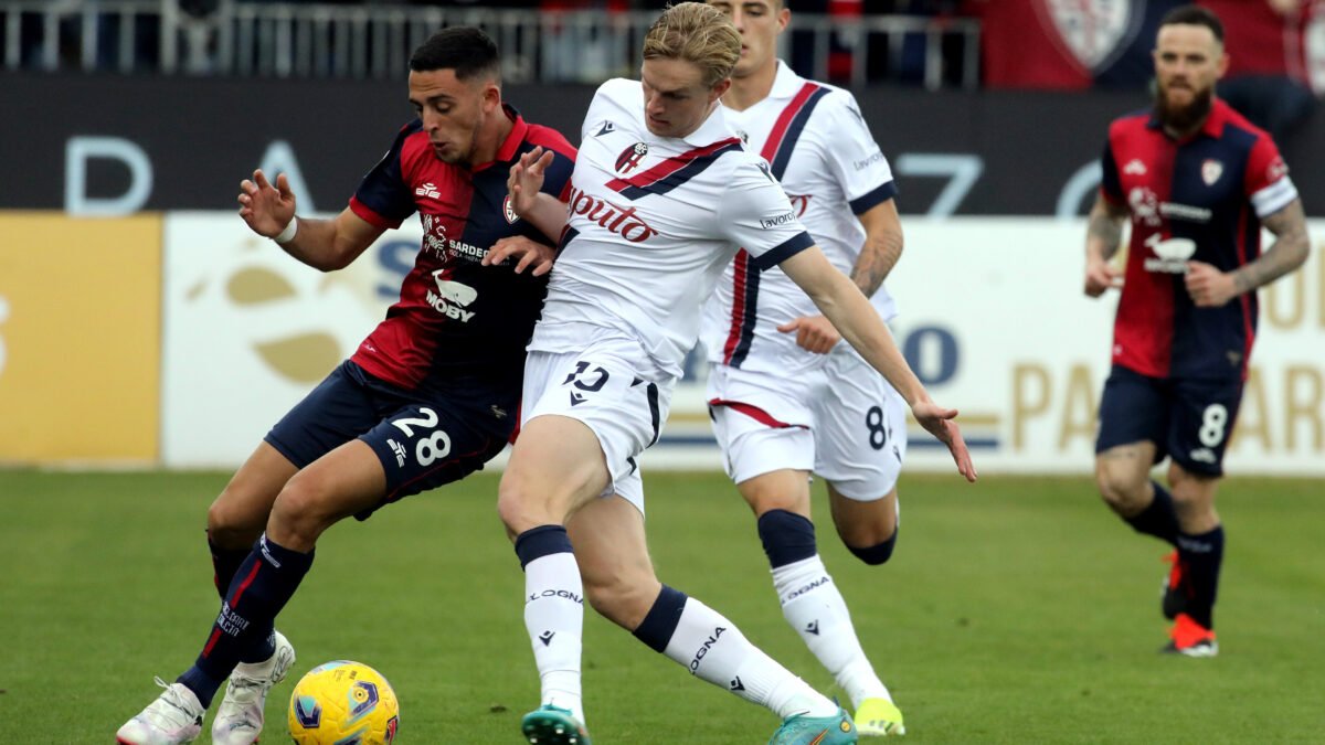 Serie A, Cagliari-Bologna 2-1. Rimonta dei padroni di casa grazie a Petagna e ad un autogol di Calafiori