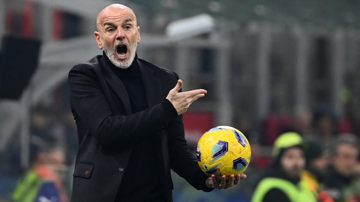 Fiorentina, svolta in panchina: esonerato Pioli, arriva D’Aversa per rilanciare la squadra