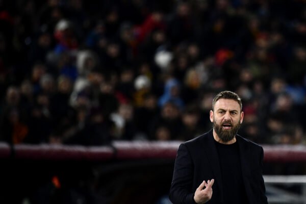 De Rossi esalta il coraggio della coerenza