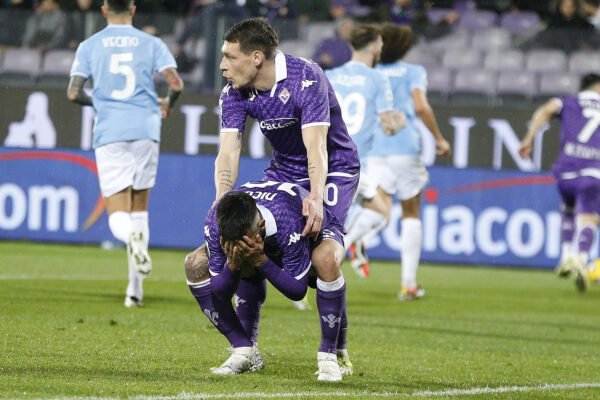 Fiorentina-Roma, i convocati di Italiano per il match contro i giallorossi. Disponibili Quarta e Arthur