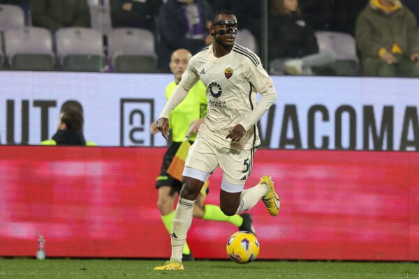 Lecce-Roma, ammonito N’Dicka: era diffidato e salterà il derby