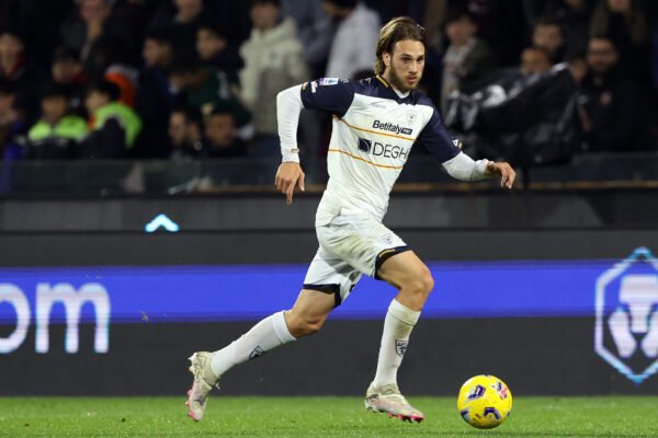 Mercato, prima offerta della Roma per Gallo: la richiesta del Lecce