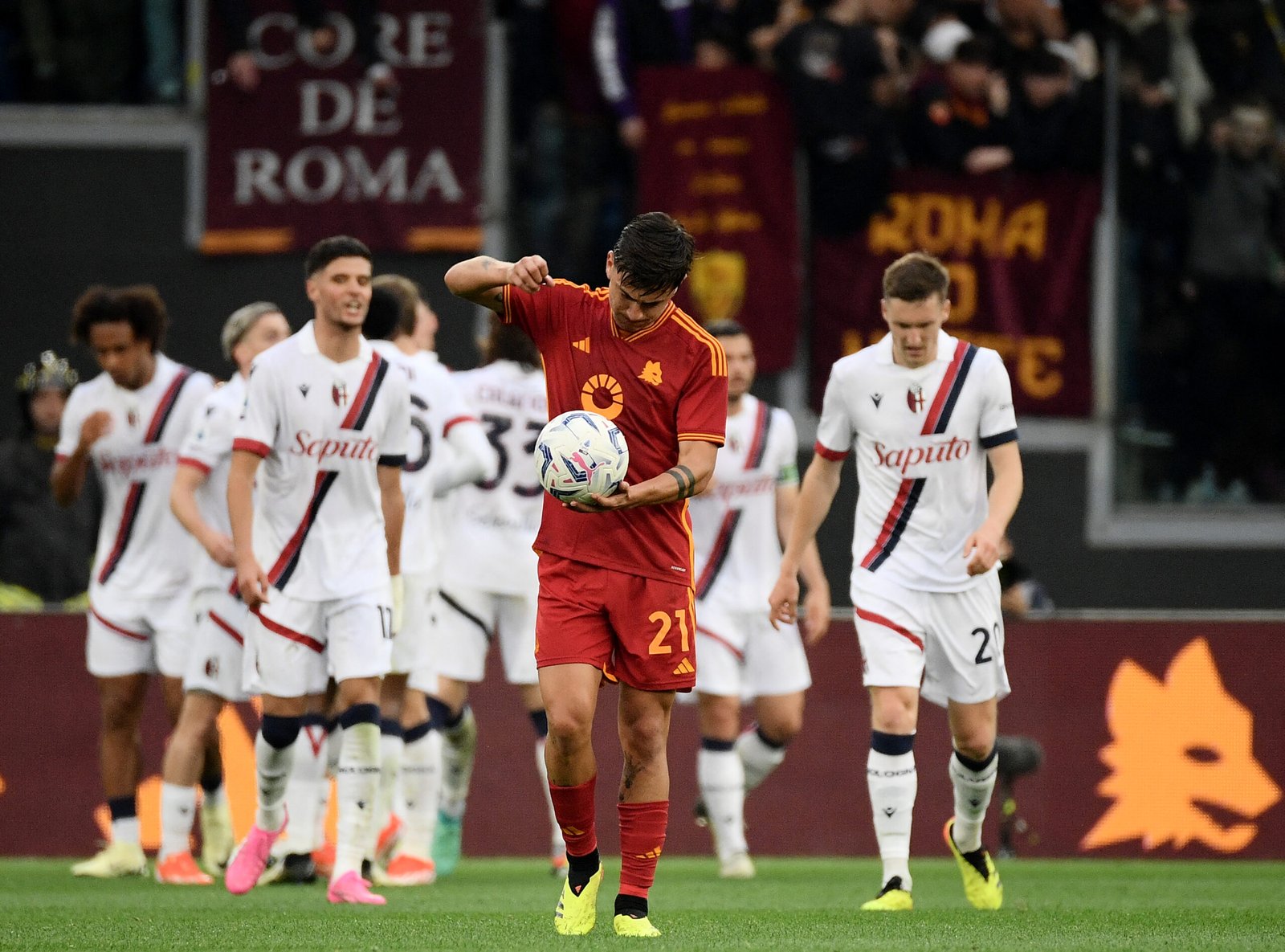La Roma è piccola con le migliori: 7 gare e 7 sconfitte in campionato