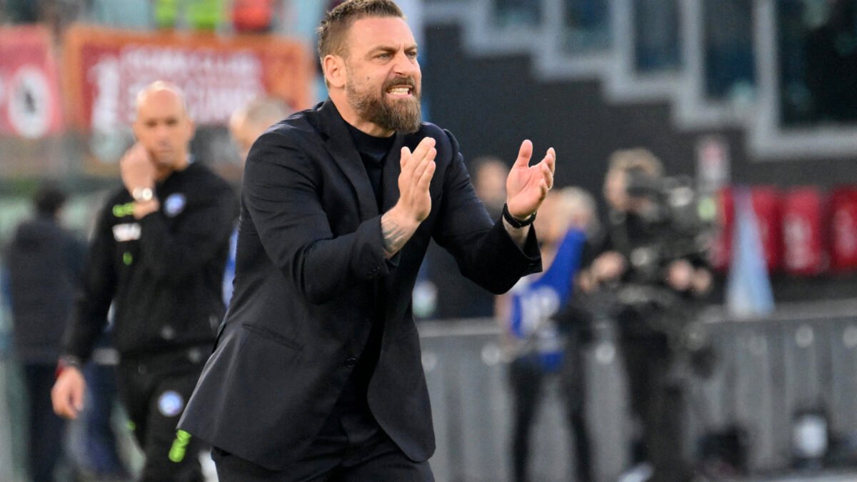 Roma, De Rossi: “Non dipendiamo solo da questa partita. Il rinnovo? Un’iniezione di fiducia da parte della società”