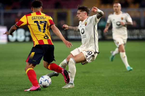 La Roma rallenta, ringrazia Svilar ma non l’arbitro