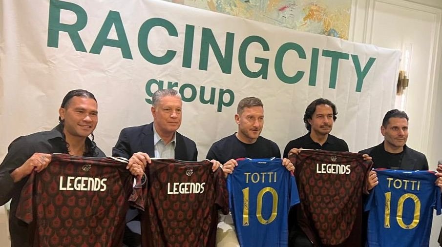 Totti vola negli Stati Uniti: il 14 settembre sarà in campo a Los Angeles. L’organizzatore Pagniello: “È amato in tutto il mondo. Non va dimenticato ciò che ha dato al calcio”