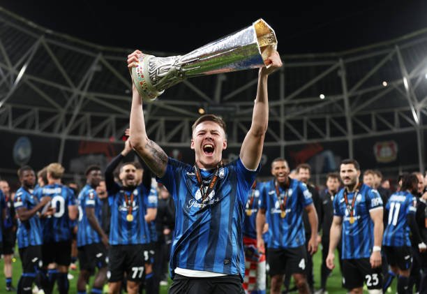 Mercato, Bologna e Genoa nella corsa per Holm. Emiliani in vantaggio anche sulla Roma