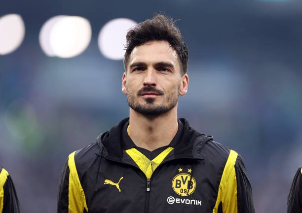 Hummels ironico, posta foto da turista : “Quelle in partita arriveranno. Credo”