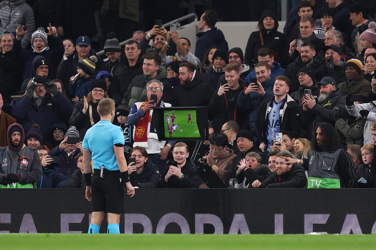 Tottenham-Roma 2-2, la moviola dei quotidiani: giusto il penalty. Ok i gol annullati