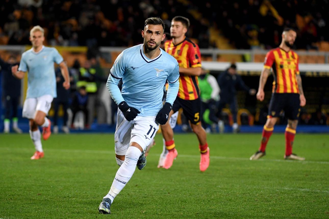 Serie A, Lecce-Lazio 1-2: i biancocelesti trovano la vittoria nel finale. Pugliesi in 10 uomini per tutto il secondo tempo