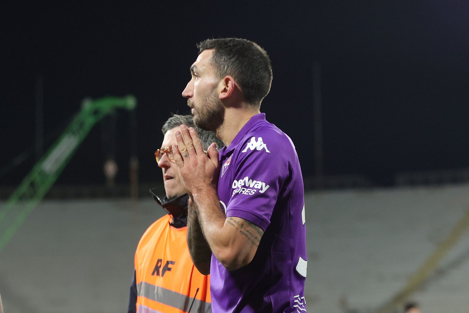 Fiorentina, Cataldi ko col Betis: in dubbio per la sfida con la Roma