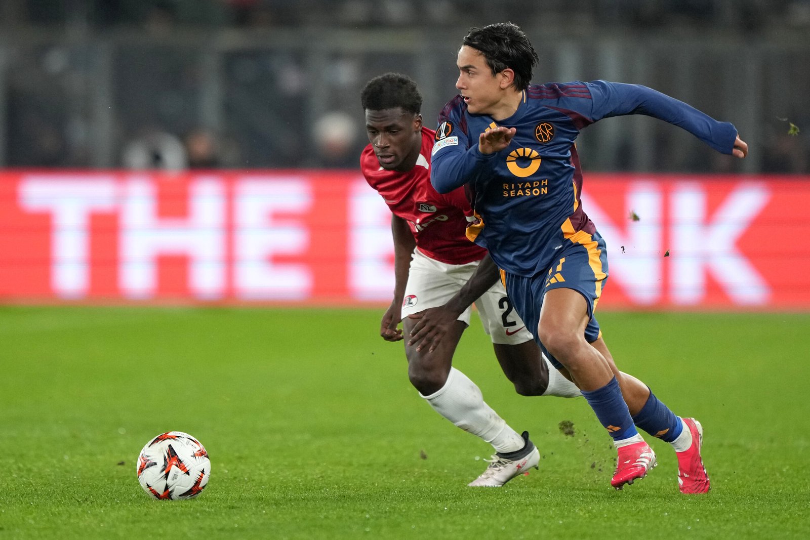 Contro l’Eintracht guida Dybala