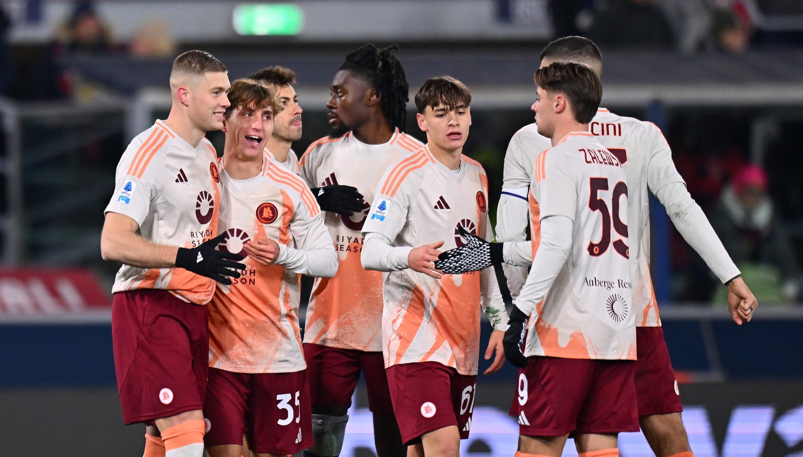 Bologna-Roma 2-2, le pagelle: Dovbyk, il caro amico. Saelemaekers scivola dalla torre