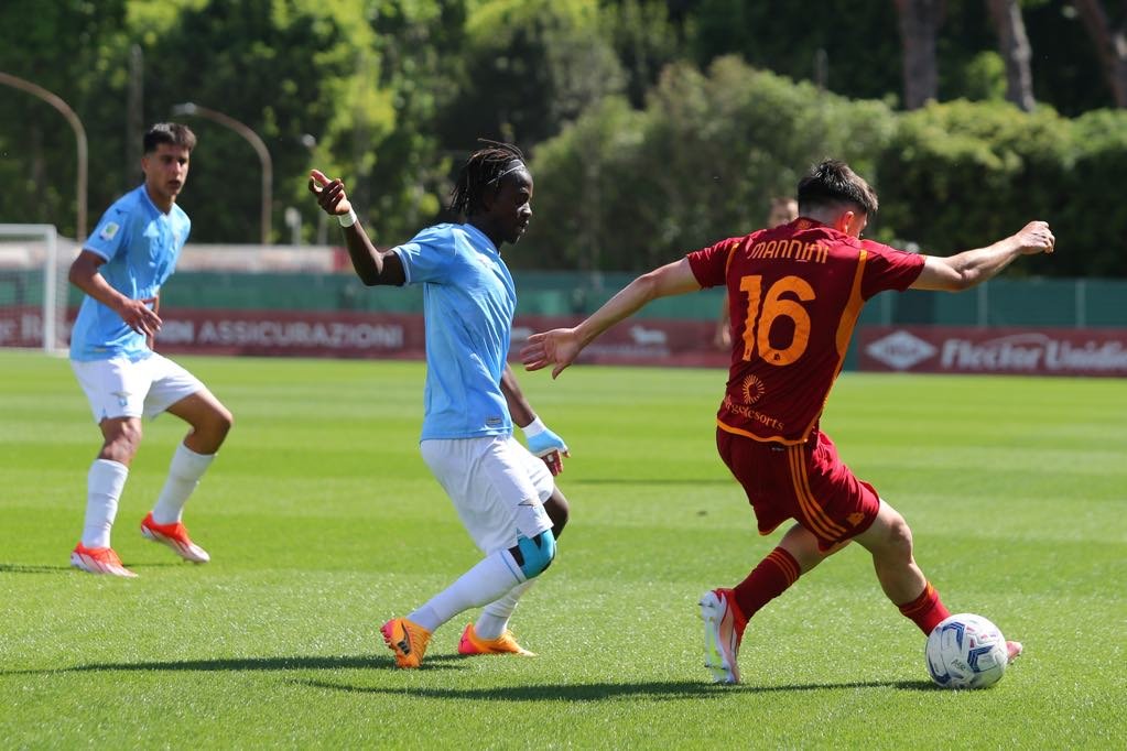 Mannini: “Un ragazzo che non è di Roma viene travolto dalla passione”