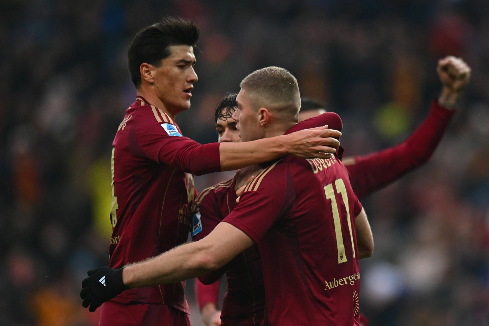 Dovbyk-Shomurodov, gol e punti: la vittoria è affare di coppia