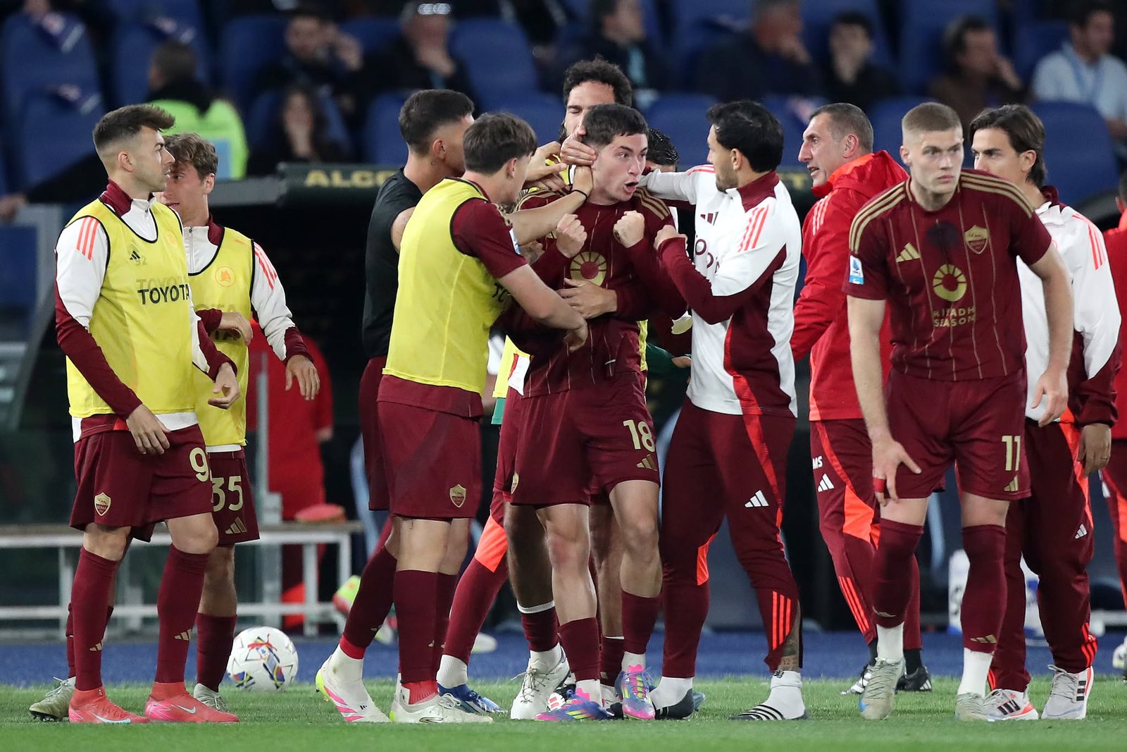 Soulé, garra y talento: il futuro è adesso. L’erede di Dybala che ha incantato Roma nel derby spegne 22 candeline