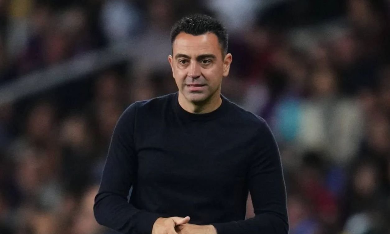 Xavi: “Mi piacerebbe allenare in Premier League, non ho fretta. Cerco un progetto serio”