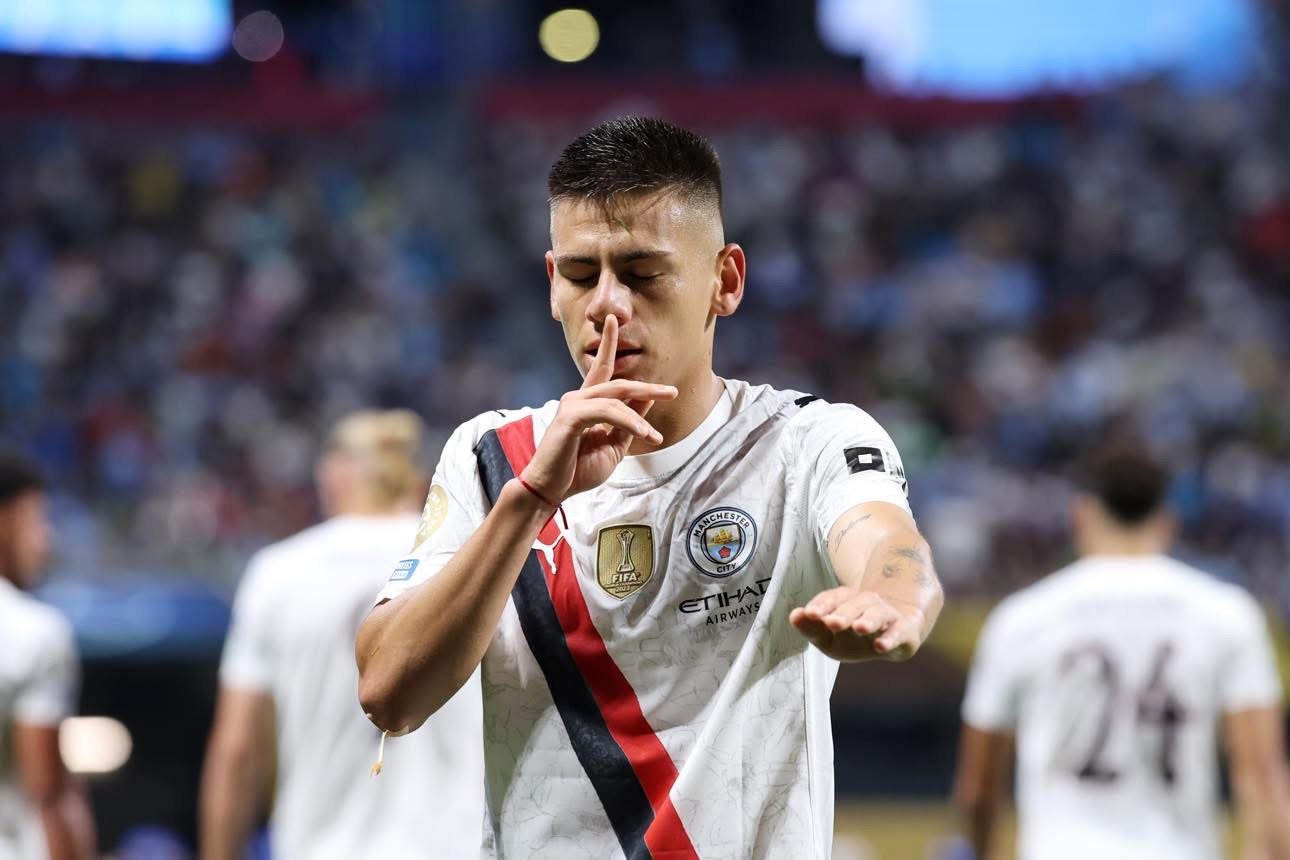 Roma, il City vorrebbe dare Echeverri al Girona