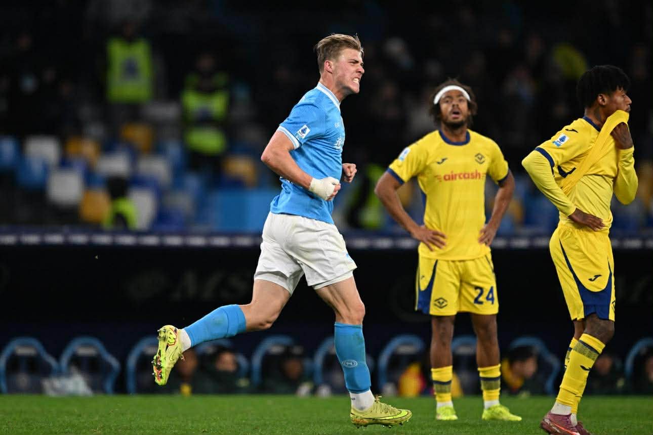 Serie A, il Napoli pareggia in casa con il Verona, l’Atalanta passa a Bologna