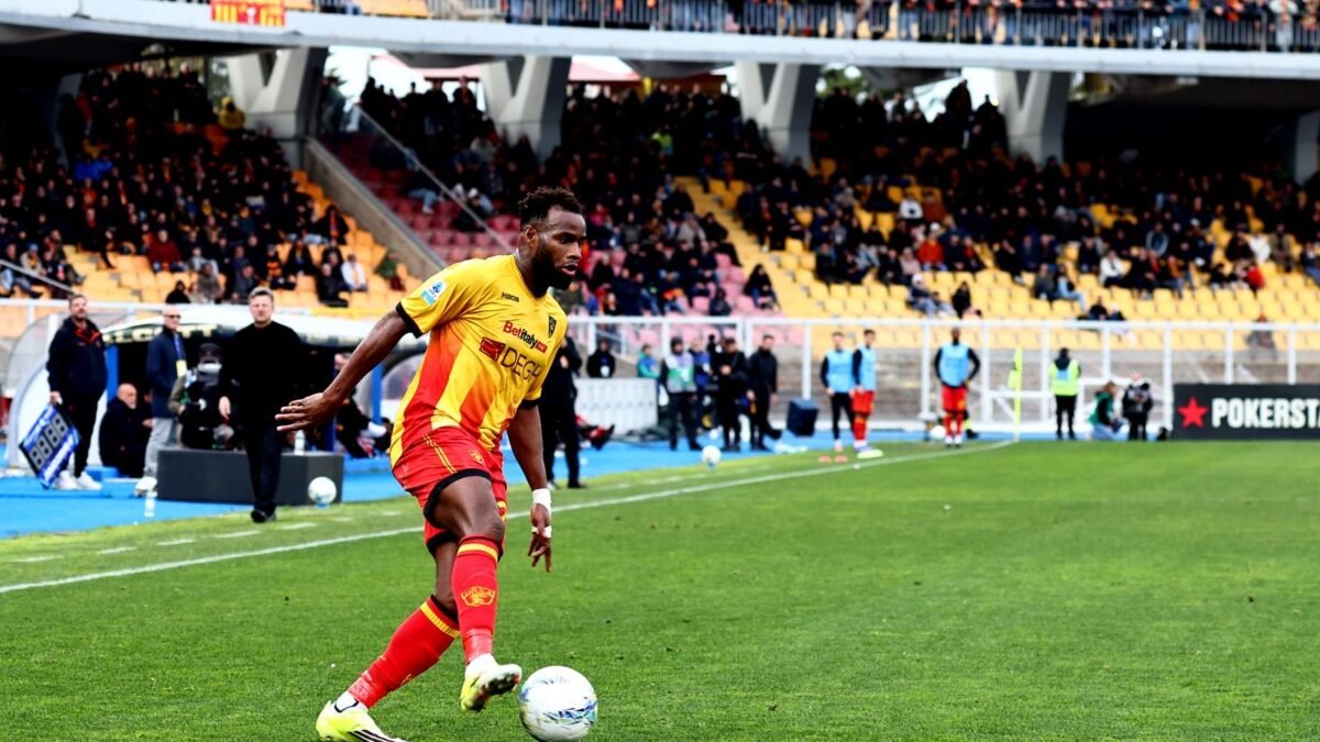 Lecce, stop per Coulibaly: rischio forfait contro la Roma