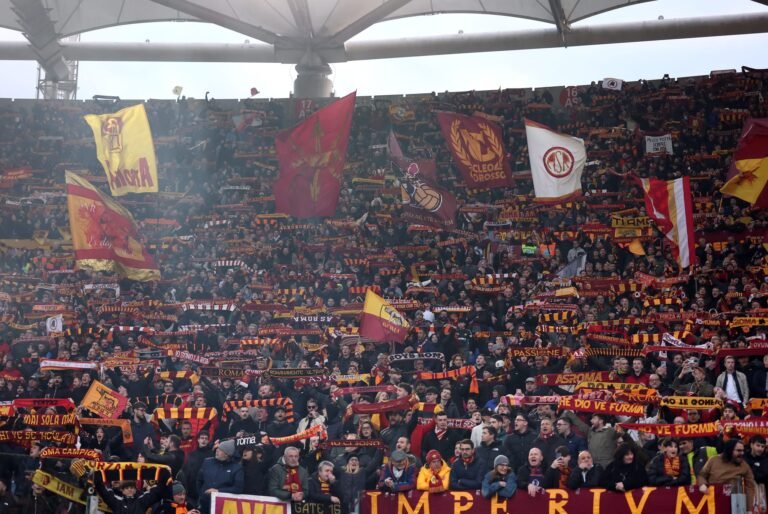 Campagna abbonamenti, la Roma lancia un indizio social sull'apertura