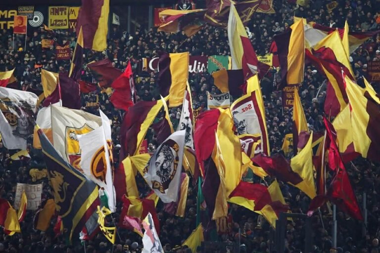 Roma-Fiorentina, Olimpico bollente: presenti quasi 60mila tifosi