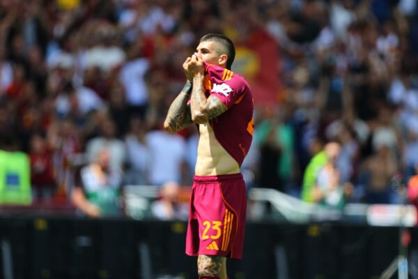 Mancini e la Roma ancora insieme: “Ogni volta come fosse la prima”. Il difensore giura amore ai giallorossi