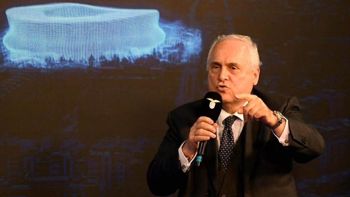 Lotito tra stadio, Sarri e tifosi: “I laziali non sanno aspettare”