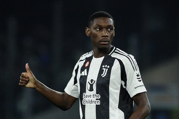Roma sulle tracce di Kolo Muani, ma la Juventus accelera