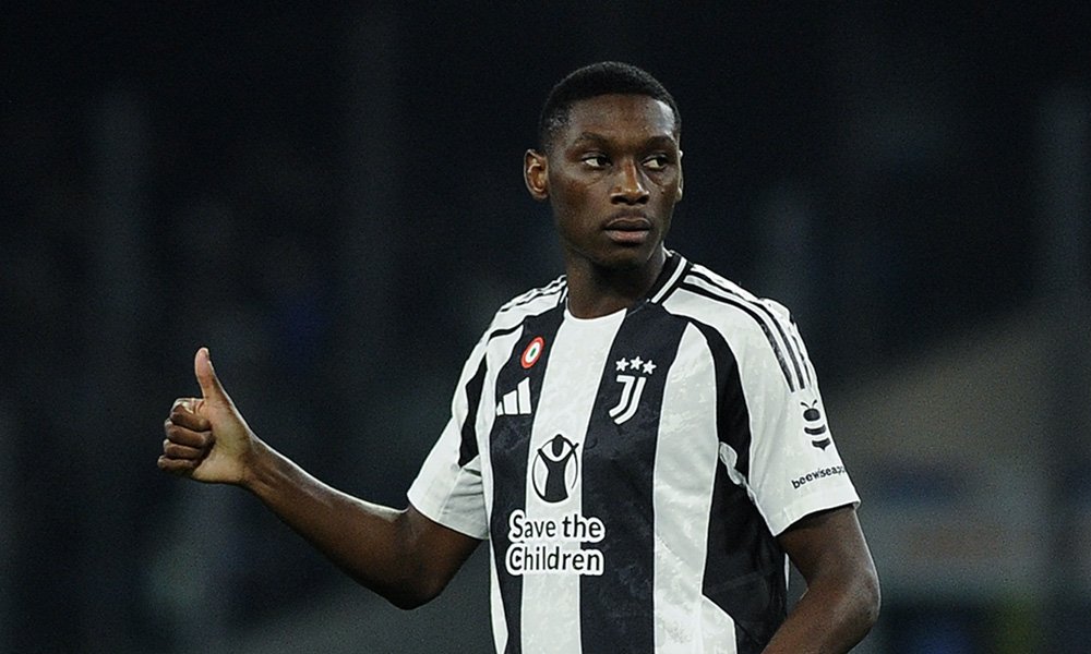 Roma sulle tracce di Kolo Muani, ma la Juventus accelera