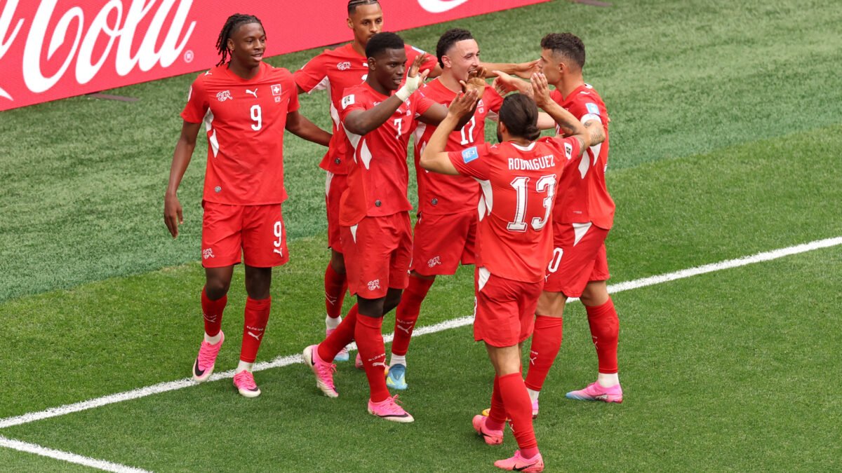 Mondiale, Svizzera prima nel girone: trionfa anche la Bosnia e va a segno Alajbegovic