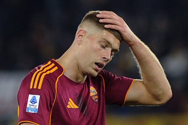 Calciomercato Roma, Dovbyk verso l’addio: il Villarreal si aggiunge alla corsa