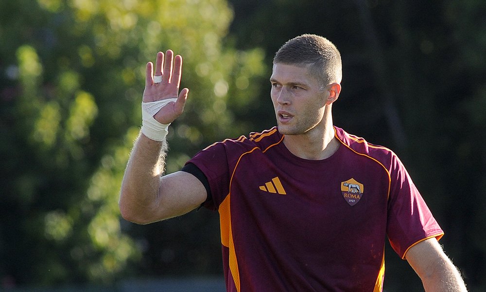 Roma, Dovbyk sul mercato: offerto anche alla Fiorentina. I giallorossi pronti a sacrificio economico